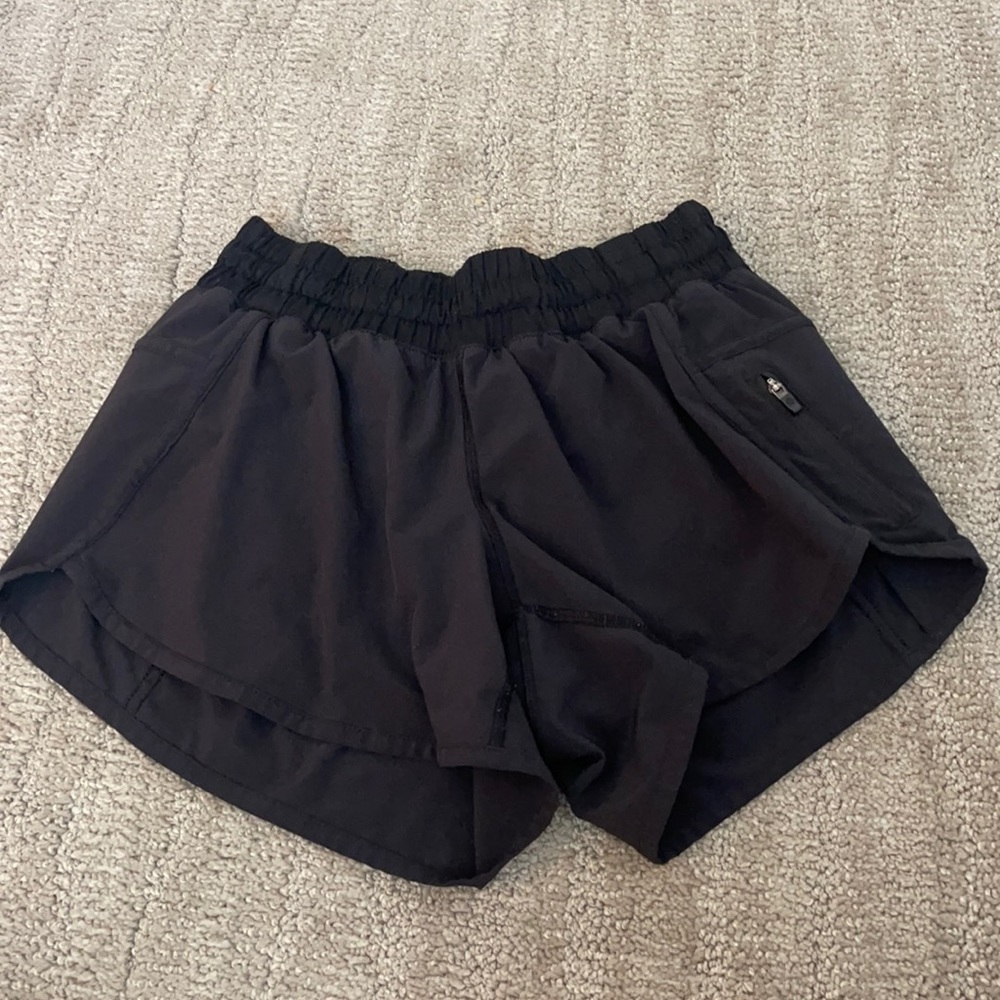 lululemon black shorts